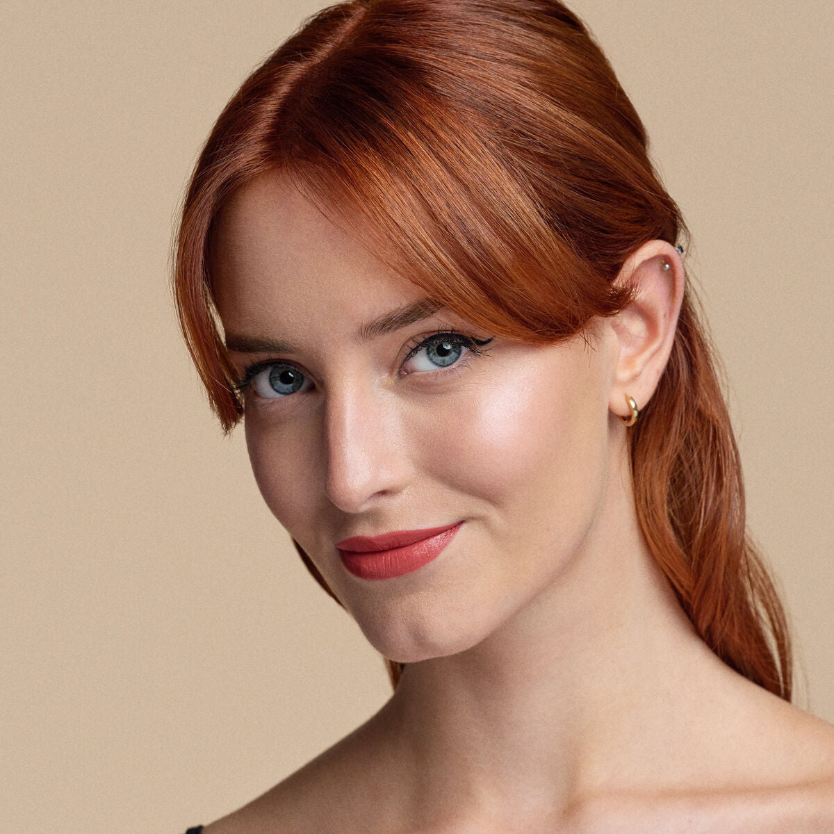 V8H86403766AF73C2AA5E8EEA1B404161E0R3649901P5